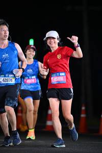 BIB: 42674, 45175, 45891
                            <button type="button" onclick="openModal(19946687)" class="btn btn-primary btn-sm float-right btn-popup" data-toggle="modal" data-target=".modal-high-quality">
                        <i class="fas fa-shopping-cart"></i> Add to Cart
                    </button>
                                            <button type="button" onclick="isThisMe(19946687, true)" class="btn btn-success btn-sm float-right btn-popup btn-isme hidden" data-toggle="tooltip" data-placement="bottom" title="นี่คือรูปของคุณใช่ไหม คลิกที่นี่เพื่อเอาเข้าอัลบั้ม">
                        <i class="fas fa-plus"></i> Add to album
                    </button>
                    <button type="button" onclick="isThisMe(19946687, false)" class="btn btn-warning btn-sm float-right btn-popup btn-isnotme hidden">
                        <i class="fas fa-ban"></i> Remove from album
                    </button>