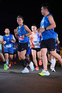 BIB: 41433
                            <button type="button" onclick="openModal(19930670)" class="btn btn-primary btn-sm float-right btn-popup" data-toggle="modal" data-target=".modal-high-quality">
                        <i class="fas fa-shopping-cart"></i> Add to Cart
                    </button>
                                            <button type="button" onclick="isThisMe(19930670, true)" class="btn btn-success btn-sm float-right btn-popup btn-isme hidden" data-toggle="tooltip" data-placement="bottom" title="นี่คือรูปของคุณใช่ไหม คลิกที่นี่เพื่อเอาเข้าอัลบั้ม">
                        <i class="fas fa-plus"></i> Add to album
                    </button>
                    <button type="button" onclick="isThisMe(19930670, false)" class="btn btn-warning btn-sm float-right btn-popup btn-isnotme hidden">
                        <i class="fas fa-ban"></i> Remove from album
                    </button>