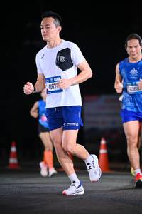 BIB: 4167, 4368
                            <button type="button" onclick="openModal(19901494)" class="btn btn-primary btn-sm float-right btn-popup" data-toggle="modal" data-target=".modal-high-quality">
                        <i class="fas fa-shopping-cart"></i> Add to Cart
                    </button>
                                            <button type="button" onclick="isThisMe(19901494, true)" class="btn btn-success btn-sm float-right btn-popup btn-isme hidden" data-toggle="tooltip" data-placement="bottom" title="นี่คือรูปของคุณใช่ไหม คลิกที่นี่เพื่อเอาเข้าอัลบั้ม">
                        <i class="fas fa-plus"></i> Add to album
                    </button>
                    <button type="button" onclick="isThisMe(19901494, false)" class="btn btn-warning btn-sm float-right btn-popup btn-isnotme hidden">
                        <i class="fas fa-ban"></i> Remove from album
                    </button>