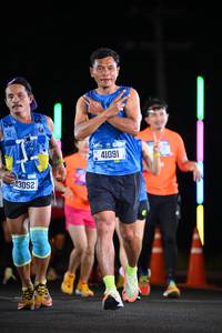 BIB: 43052, 41091
                            <button type="button" onclick="openModal(19946185)" class="btn btn-primary btn-sm float-right btn-popup" data-toggle="modal" data-target=".modal-high-quality">
                        <i class="fas fa-shopping-cart"></i> Add to Cart
                    </button>
                                            <button type="button" onclick="isThisMe(19946185, true)" class="btn btn-success btn-sm float-right btn-popup btn-isme hidden" data-toggle="tooltip" data-placement="bottom" title="นี่คือรูปของคุณใช่ไหม คลิกที่นี่เพื่อเอาเข้าอัลบั้ม">
                        <i class="fas fa-plus"></i> Add to album
                    </button>
                    <button type="button" onclick="isThisMe(19946185, false)" class="btn btn-warning btn-sm float-right btn-popup btn-isnotme hidden">
                        <i class="fas fa-ban"></i> Remove from album
                    </button>