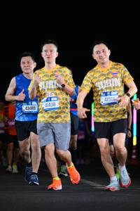 BIB: 041, 43469, 41498, 41501
                            <button type="button" onclick="openModal(19962271)" class="btn btn-primary btn-sm float-right btn-popup" data-toggle="modal" data-target=".modal-high-quality">
                        <i class="fas fa-shopping-cart"></i> Add to Cart
                    </button>
                                            <button type="button" onclick="isThisMe(19962271, true)" class="btn btn-success btn-sm float-right btn-popup btn-isme hidden" data-toggle="tooltip" data-placement="bottom" title="นี่คือรูปของคุณใช่ไหม คลิกที่นี่เพื่อเอาเข้าอัลบั้ม">
                        <i class="fas fa-plus"></i> Add to album
                    </button>
                    <button type="button" onclick="isThisMe(19962271, false)" class="btn btn-warning btn-sm float-right btn-popup btn-isnotme hidden">
                        <i class="fas fa-ban"></i> Remove from album
                    </button>