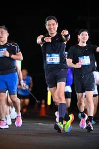 BIB: 310, 41372
                            <button type="button" onclick="openModal(19927645)" class="btn btn-primary btn-sm float-right btn-popup" data-toggle="modal" data-target=".modal-high-quality">
                        <i class="fas fa-shopping-cart"></i> Add to Cart
                    </button>
                                            <button type="button" onclick="isThisMe(19927645, true)" class="btn btn-success btn-sm float-right btn-popup btn-isme hidden" data-toggle="tooltip" data-placement="bottom" title="นี่คือรูปของคุณใช่ไหม คลิกที่นี่เพื่อเอาเข้าอัลบั้ม">
                        <i class="fas fa-plus"></i> Add to album
                    </button>
                    <button type="button" onclick="isThisMe(19927645, false)" class="btn btn-warning btn-sm float-right btn-popup btn-isnotme hidden">
                        <i class="fas fa-ban"></i> Remove from album
                    </button>