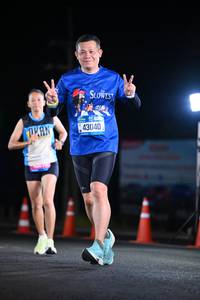 BIB: 4119, 43040
                            <button type="button" onclick="openModal(19919327)" class="btn btn-primary btn-sm float-right btn-popup" data-toggle="modal" data-target=".modal-high-quality">
                        <i class="fas fa-shopping-cart"></i> Add to Cart
                    </button>
                                            <button type="button" onclick="isThisMe(19919327, true)" class="btn btn-success btn-sm float-right btn-popup btn-isme hidden" data-toggle="tooltip" data-placement="bottom" title="นี่คือรูปของคุณใช่ไหม คลิกที่นี่เพื่อเอาเข้าอัลบั้ม">
                        <i class="fas fa-plus"></i> Add to album
                    </button>
                    <button type="button" onclick="isThisMe(19919327, false)" class="btn btn-warning btn-sm float-right btn-popup btn-isnotme hidden">
                        <i class="fas fa-ban"></i> Remove from album
                    </button>