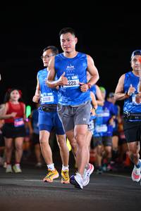 BIB: 41918, 228
                            <button type="button" onclick="openModal(19913277)" class="btn btn-primary btn-sm float-right btn-popup" data-toggle="modal" data-target=".modal-high-quality">
                        <i class="fas fa-shopping-cart"></i> Add to Cart
                    </button>
                                            <button type="button" onclick="isThisMe(19913277, true)" class="btn btn-success btn-sm float-right btn-popup btn-isme hidden" data-toggle="tooltip" data-placement="bottom" title="นี่คือรูปของคุณใช่ไหม คลิกที่นี่เพื่อเอาเข้าอัลบั้ม">
                        <i class="fas fa-plus"></i> Add to album
                    </button>
                    <button type="button" onclick="isThisMe(19913277, false)" class="btn btn-warning btn-sm float-right btn-popup btn-isnotme hidden">
                        <i class="fas fa-ban"></i> Remove from album
                    </button>