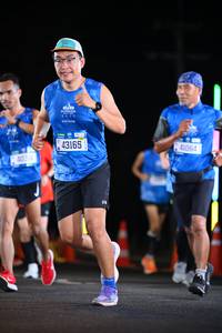 BIB: 40314, 43165, 41064
                            <button type="button" onclick="openModal(19919804)" class="btn btn-primary btn-sm float-right btn-popup" data-toggle="modal" data-target=".modal-high-quality">
                        <i class="fas fa-shopping-cart"></i> Add to Cart
                    </button>
                                            <button type="button" onclick="isThisMe(19919804, true)" class="btn btn-success btn-sm float-right btn-popup btn-isme hidden" data-toggle="tooltip" data-placement="bottom" title="นี่คือรูปของคุณใช่ไหม คลิกที่นี่เพื่อเอาเข้าอัลบั้ม">
                        <i class="fas fa-plus"></i> Add to album
                    </button>
                    <button type="button" onclick="isThisMe(19919804, false)" class="btn btn-warning btn-sm float-right btn-popup btn-isnotme hidden">
                        <i class="fas fa-ban"></i> Remove from album
                    </button>