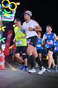 BIB: 45216
                            <button type="button" onclick="openModal(19926585)" class="btn btn-primary btn-sm float-right btn-popup" data-toggle="modal" data-target=".modal-high-quality">
                        <i class="fas fa-shopping-cart"></i> Add to Cart
                    </button>
                                            <button type="button" onclick="isThisMe(19926585, true)" class="btn btn-success btn-sm float-right btn-popup btn-isme hidden" data-toggle="tooltip" data-placement="bottom" title="นี่คือรูปของคุณใช่ไหม คลิกที่นี่เพื่อเอาเข้าอัลบั้ม">
                        <i class="fas fa-plus"></i> Add to album
                    </button>
                    <button type="button" onclick="isThisMe(19926585, false)" class="btn btn-warning btn-sm float-right btn-popup btn-isnotme hidden">
                        <i class="fas fa-ban"></i> Remove from album
                    </button>