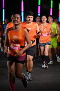 BIB: 2615, 216, 01292
                            <button type="button" onclick="openModal(20196624)" class="btn btn-primary btn-sm float-right btn-popup" data-toggle="modal" data-target=".modal-high-quality">
                        <i class="fas fa-shopping-cart"></i> Add to Cart
                    </button>
                                            <button type="button" onclick="isThisMe(20196624, true)" class="btn btn-success btn-sm float-right btn-popup btn-isme hidden" data-toggle="tooltip" data-placement="bottom" title="นี่คือรูปของคุณใช่ไหม คลิกที่นี่เพื่อเอาเข้าอัลบั้ม">
                        <i class="fas fa-plus"></i> Add to album
                    </button>
                    <button type="button" onclick="isThisMe(20196624, false)" class="btn btn-warning btn-sm float-right btn-popup btn-isnotme hidden">
                        <i class="fas fa-ban"></i> Remove from album
                    </button>