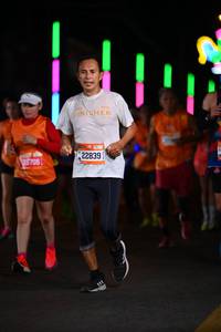 BIB: 25705, 22839
                            <button type="button" onclick="openModal(20178533)" class="btn btn-primary btn-sm float-right btn-popup" data-toggle="modal" data-target=".modal-high-quality">
                        <i class="fas fa-shopping-cart"></i> Add to Cart
                    </button>
                                            <button type="button" onclick="isThisMe(20178533, true)" class="btn btn-success btn-sm float-right btn-popup btn-isme hidden" data-toggle="tooltip" data-placement="bottom" title="นี่คือรูปของคุณใช่ไหม คลิกที่นี่เพื่อเอาเข้าอัลบั้ม">
                        <i class="fas fa-plus"></i> Add to album
                    </button>
                    <button type="button" onclick="isThisMe(20178533, false)" class="btn btn-warning btn-sm float-right btn-popup btn-isnotme hidden">
                        <i class="fas fa-ban"></i> Remove from album
                    </button>