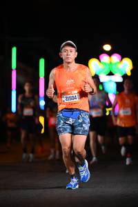 BIB: 0516, 21504
                            <button type="button" onclick="openModal(20089234)" class="btn btn-primary btn-sm float-right btn-popup" data-toggle="modal" data-target=".modal-high-quality">
                        <i class="fas fa-shopping-cart"></i> Add to Cart
                    </button>
                                            <button type="button" onclick="isThisMe(20089234, true)" class="btn btn-success btn-sm float-right btn-popup btn-isme hidden" data-toggle="tooltip" data-placement="bottom" title="นี่คือรูปของคุณใช่ไหม คลิกที่นี่เพื่อเอาเข้าอัลบั้ม">
                        <i class="fas fa-plus"></i> Add to album
                    </button>
                    <button type="button" onclick="isThisMe(20089234, false)" class="btn btn-warning btn-sm float-right btn-popup btn-isnotme hidden">
                        <i class="fas fa-ban"></i> Remove from album
                    </button>
