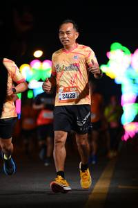 BIB: 24129
                            <button type="button" onclick="openModal(20127348)" class="btn btn-primary btn-sm float-right btn-popup" data-toggle="modal" data-target=".modal-high-quality">
                        <i class="fas fa-shopping-cart"></i> Add to Cart
                    </button>
                                            <button type="button" onclick="isThisMe(20127348, true)" class="btn btn-success btn-sm float-right btn-popup btn-isme hidden" data-toggle="tooltip" data-placement="bottom" title="นี่คือรูปของคุณใช่ไหม คลิกที่นี่เพื่อเอาเข้าอัลบั้ม">
                        <i class="fas fa-plus"></i> Add to album
                    </button>
                    <button type="button" onclick="isThisMe(20127348, false)" class="btn btn-warning btn-sm float-right btn-popup btn-isnotme hidden">
                        <i class="fas fa-ban"></i> Remove from album
                    </button>