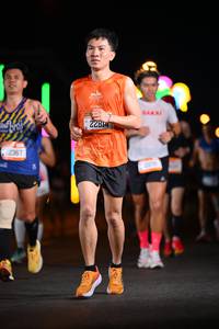 BIB: 2367, 1104, 22814
                            <button type="button" onclick="openModal(20095794)" class="btn btn-primary btn-sm float-right btn-popup" data-toggle="modal" data-target=".modal-high-quality">
                        <i class="fas fa-shopping-cart"></i> Add to Cart
                    </button>
                                            <button type="button" onclick="isThisMe(20095794, true)" class="btn btn-success btn-sm float-right btn-popup btn-isme hidden" data-toggle="tooltip" data-placement="bottom" title="นี่คือรูปของคุณใช่ไหม คลิกที่นี่เพื่อเอาเข้าอัลบั้ม">
                        <i class="fas fa-plus"></i> Add to album
                    </button>
                    <button type="button" onclick="isThisMe(20095794, false)" class="btn btn-warning btn-sm float-right btn-popup btn-isnotme hidden">
                        <i class="fas fa-ban"></i> Remove from album
                    </button>