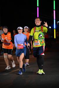 BIB: 93214, 83209
                            <button type="button" onclick="openModal(20194081)" class="btn btn-primary btn-sm float-right btn-popup" data-toggle="modal" data-target=".modal-high-quality">
                        <i class="fas fa-shopping-cart"></i> Add to Cart
                    </button>
                                            <button type="button" onclick="isThisMe(20194081, true)" class="btn btn-success btn-sm float-right btn-popup btn-isme hidden" data-toggle="tooltip" data-placement="bottom" title="นี่คือรูปของคุณใช่ไหม คลิกที่นี่เพื่อเอาเข้าอัลบั้ม">
                        <i class="fas fa-plus"></i> Add to album
                    </button>
                    <button type="button" onclick="isThisMe(20194081, false)" class="btn btn-warning btn-sm float-right btn-popup btn-isnotme hidden">
                        <i class="fas fa-ban"></i> Remove from album
                    </button>