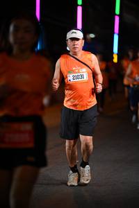BIB: 21031, 135, 1244
                            <button type="button" onclick="openModal(20185668)" class="btn btn-primary btn-sm float-right btn-popup" data-toggle="modal" data-target=".modal-high-quality">
                        <i class="fas fa-shopping-cart"></i> Add to Cart
                    </button>
                                            <button type="button" onclick="isThisMe(20185668, true)" class="btn btn-success btn-sm float-right btn-popup btn-isme hidden" data-toggle="tooltip" data-placement="bottom" title="นี่คือรูปของคุณใช่ไหม คลิกที่นี่เพื่อเอาเข้าอัลบั้ม">
                        <i class="fas fa-plus"></i> Add to album
                    </button>
                    <button type="button" onclick="isThisMe(20185668, false)" class="btn btn-warning btn-sm float-right btn-popup btn-isnotme hidden">
                        <i class="fas fa-ban"></i> Remove from album
                    </button>