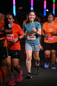 BIB: 26112, 21044, 27179
                            <button type="button" onclick="openModal(20085218)" class="btn btn-primary btn-sm float-right btn-popup" data-toggle="modal" data-target=".modal-high-quality">
                        <i class="fas fa-shopping-cart"></i> Add to Cart
                    </button>
                                            <button type="button" onclick="isThisMe(20085218, true)" class="btn btn-success btn-sm float-right btn-popup btn-isme hidden" data-toggle="tooltip" data-placement="bottom" title="นี่คือรูปของคุณใช่ไหม คลิกที่นี่เพื่อเอาเข้าอัลบั้ม">
                        <i class="fas fa-plus"></i> Add to album
                    </button>
                    <button type="button" onclick="isThisMe(20085218, false)" class="btn btn-warning btn-sm float-right btn-popup btn-isnotme hidden">
                        <i class="fas fa-ban"></i> Remove from album
                    </button>