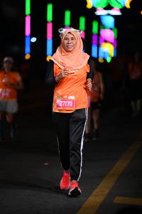 BIB: 27170
                            <button type="button" onclick="openModal(20140889)" class="btn btn-primary btn-sm float-right btn-popup" data-toggle="modal" data-target=".modal-high-quality">
                        <i class="fas fa-shopping-cart"></i> Add to Cart
                    </button>
                                            <button type="button" onclick="isThisMe(20140889, true)" class="btn btn-success btn-sm float-right btn-popup btn-isme hidden" data-toggle="tooltip" data-placement="bottom" title="นี่คือรูปของคุณใช่ไหม คลิกที่นี่เพื่อเอาเข้าอัลบั้ม">
                        <i class="fas fa-plus"></i> Add to album
                    </button>
                    <button type="button" onclick="isThisMe(20140889, false)" class="btn btn-warning btn-sm float-right btn-popup btn-isnotme hidden">
                        <i class="fas fa-ban"></i> Remove from album
                    </button>