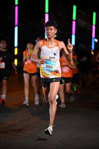 BIB: 10981
                            <button type="button" onclick="openModal(20194814)" class="btn btn-primary btn-sm float-right btn-popup" data-toggle="modal" data-target=".modal-high-quality">
                        <i class="fas fa-shopping-cart"></i> Add to Cart
                    </button>
                                            <button type="button" onclick="isThisMe(20194814, true)" class="btn btn-success btn-sm float-right btn-popup btn-isme hidden" data-toggle="tooltip" data-placement="bottom" title="นี่คือรูปของคุณใช่ไหม คลิกที่นี่เพื่อเอาเข้าอัลบั้ม">
                        <i class="fas fa-plus"></i> Add to album
                    </button>
                    <button type="button" onclick="isThisMe(20194814, false)" class="btn btn-warning btn-sm float-right btn-popup btn-isnotme hidden">
                        <i class="fas fa-ban"></i> Remove from album
                    </button>