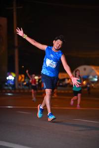 BIB: 852
                            <button type="button" onclick="openModal(20663436)" class="btn btn-primary btn-sm float-right btn-popup" data-toggle="modal" data-target=".modal-high-quality">
                        <i class="fas fa-shopping-cart"></i> Add to Cart
                    </button>
                                            <button type="button" onclick="isThisMe(20663436, true)" class="btn btn-success btn-sm float-right btn-popup btn-isme hidden" data-toggle="tooltip" data-placement="bottom" title="นี่คือรูปของคุณใช่ไหม คลิกที่นี่เพื่อเอาเข้าอัลบั้ม">
                        <i class="fas fa-plus"></i> Add to album
                    </button>
                    <button type="button" onclick="isThisMe(20663436, false)" class="btn btn-warning btn-sm float-right btn-popup btn-isnotme hidden">
                        <i class="fas fa-ban"></i> Remove from album
                    </button>