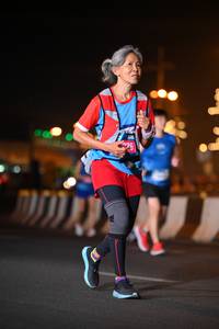 BIB: 960
                            <button type="button" onclick="openModal(20697110)" class="btn btn-primary btn-sm float-right btn-popup" data-toggle="modal" data-target=".modal-high-quality">
                        <i class="fas fa-shopping-cart"></i> Add to Cart
                    </button>
                                            <button type="button" onclick="isThisMe(20697110, true)" class="btn btn-success btn-sm float-right btn-popup btn-isme hidden" data-toggle="tooltip" data-placement="bottom" title="นี่คือรูปของคุณใช่ไหม คลิกที่นี่เพื่อเอาเข้าอัลบั้ม">
                        <i class="fas fa-plus"></i> Add to album
                    </button>
                    <button type="button" onclick="isThisMe(20697110, false)" class="btn btn-warning btn-sm float-right btn-popup btn-isnotme hidden">
                        <i class="fas fa-ban"></i> Remove from album
                    </button>