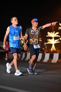 BIB: 43294, 473327
                            <button type="button" onclick="openModal(20697278)" class="btn btn-primary btn-sm float-right btn-popup" data-toggle="modal" data-target=".modal-high-quality">
                        <i class="fas fa-shopping-cart"></i> Add to Cart
                    </button>
                                            <button type="button" onclick="isThisMe(20697278, true)" class="btn btn-success btn-sm float-right btn-popup btn-isme hidden" data-toggle="tooltip" data-placement="bottom" title="นี่คือรูปของคุณใช่ไหม คลิกที่นี่เพื่อเอาเข้าอัลบั้ม">
                        <i class="fas fa-plus"></i> Add to album
                    </button>
                    <button type="button" onclick="isThisMe(20697278, false)" class="btn btn-warning btn-sm float-right btn-popup btn-isnotme hidden">
                        <i class="fas fa-ban"></i> Remove from album
                    </button>