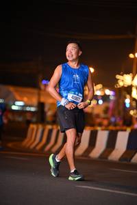 BIB: 640, 41907
                            <button type="button" onclick="openModal(20692963)" class="btn btn-primary btn-sm float-right btn-popup" data-toggle="modal" data-target=".modal-high-quality">
                        <i class="fas fa-shopping-cart"></i> Add to Cart
                    </button>
                                            <button type="button" onclick="isThisMe(20692963, true)" class="btn btn-success btn-sm float-right btn-popup btn-isme hidden" data-toggle="tooltip" data-placement="bottom" title="นี่คือรูปของคุณใช่ไหม คลิกที่นี่เพื่อเอาเข้าอัลบั้ม">
                        <i class="fas fa-plus"></i> Add to album
                    </button>
                    <button type="button" onclick="isThisMe(20692963, false)" class="btn btn-warning btn-sm float-right btn-popup btn-isnotme hidden">
                        <i class="fas fa-ban"></i> Remove from album
                    </button>