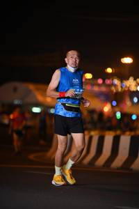 BIB: 1911, 905
                            <button type="button" onclick="openModal(20653652)" class="btn btn-primary btn-sm float-right btn-popup" data-toggle="modal" data-target=".modal-high-quality">
                        <i class="fas fa-shopping-cart"></i> Add to Cart
                    </button>
                                            <button type="button" onclick="isThisMe(20653652, true)" class="btn btn-success btn-sm float-right btn-popup btn-isme hidden" data-toggle="tooltip" data-placement="bottom" title="นี่คือรูปของคุณใช่ไหม คลิกที่นี่เพื่อเอาเข้าอัลบั้ม">
                        <i class="fas fa-plus"></i> Add to album
                    </button>
                    <button type="button" onclick="isThisMe(20653652, false)" class="btn btn-warning btn-sm float-right btn-popup btn-isnotme hidden">
                        <i class="fas fa-ban"></i> Remove from album
                    </button>