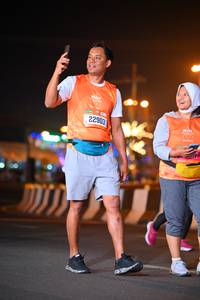 BIB: 22903
                            <button type="button" onclick="openModal(20414617)" class="btn btn-primary btn-sm float-right btn-popup" data-toggle="modal" data-target=".modal-high-quality">
                        <i class="fas fa-shopping-cart"></i> Add to Cart
                    </button>
                                            <button type="button" onclick="isThisMe(20414617, true)" class="btn btn-success btn-sm float-right btn-popup btn-isme hidden" data-toggle="tooltip" data-placement="bottom" title="นี่คือรูปของคุณใช่ไหม คลิกที่นี่เพื่อเอาเข้าอัลบั้ม">
                        <i class="fas fa-plus"></i> Add to album
                    </button>
                    <button type="button" onclick="isThisMe(20414617, false)" class="btn btn-warning btn-sm float-right btn-popup btn-isnotme hidden">
                        <i class="fas fa-ban"></i> Remove from album
                    </button>