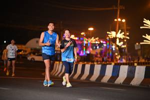 BIB: 201
                            <button type="button" onclick="openModal(20426483)" class="btn btn-primary btn-sm float-right btn-popup" data-toggle="modal" data-target=".modal-high-quality">
                        <i class="fas fa-shopping-cart"></i> Add to Cart
                    </button>
                                            <button type="button" onclick="isThisMe(20426483, true)" class="btn btn-success btn-sm float-right btn-popup btn-isme hidden" data-toggle="tooltip" data-placement="bottom" title="นี่คือรูปของคุณใช่ไหม คลิกที่นี่เพื่อเอาเข้าอัลบั้ม">
                        <i class="fas fa-plus"></i> Add to album
                    </button>
                    <button type="button" onclick="isThisMe(20426483, false)" class="btn btn-warning btn-sm float-right btn-popup btn-isnotme hidden">
                        <i class="fas fa-ban"></i> Remove from album
                    </button>