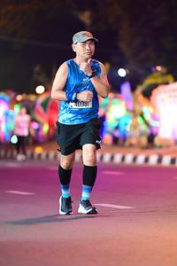 BIB: 40981
                            <button type="button" onclick="openModal(21617692)" class="btn btn-primary btn-sm float-right btn-popup" data-toggle="modal" data-target=".modal-high-quality">
                        <i class="fas fa-shopping-cart"></i> Add to Cart
                    </button>
                                            <button type="button" onclick="isThisMe(21617692, true)" class="btn btn-success btn-sm float-right btn-popup btn-isme hidden" data-toggle="tooltip" data-placement="bottom" title="นี่คือรูปของคุณใช่ไหม คลิกที่นี่เพื่อเอาเข้าอัลบั้ม">
                        <i class="fas fa-plus"></i> Add to album
                    </button>
                    <button type="button" onclick="isThisMe(21617692, false)" class="btn btn-warning btn-sm float-right btn-popup btn-isnotme hidden">
                        <i class="fas fa-ban"></i> Remove from album
                    </button>