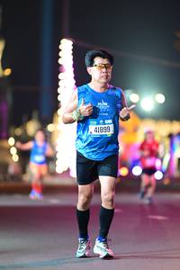 BIB: 303, 41899
                            <button type="button" onclick="openModal(21621494)" class="btn btn-primary btn-sm float-right btn-popup" data-toggle="modal" data-target=".modal-high-quality">
                        <i class="fas fa-shopping-cart"></i> Add to Cart
                    </button>
                                            <button type="button" onclick="isThisMe(21621494, true)" class="btn btn-success btn-sm float-right btn-popup btn-isme hidden" data-toggle="tooltip" data-placement="bottom" title="นี่คือรูปของคุณใช่ไหม คลิกที่นี่เพื่อเอาเข้าอัลบั้ม">
                        <i class="fas fa-plus"></i> Add to album
                    </button>
                    <button type="button" onclick="isThisMe(21621494, false)" class="btn btn-warning btn-sm float-right btn-popup btn-isnotme hidden">
                        <i class="fas fa-ban"></i> Remove from album
                    </button>