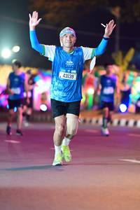 BIB: 43139
                            <button type="button" onclick="openModal(21624089)" class="btn btn-primary btn-sm float-right btn-popup" data-toggle="modal" data-target=".modal-high-quality">
                        <i class="fas fa-shopping-cart"></i> Add to Cart
                    </button>
                                            <button type="button" onclick="isThisMe(21624089, true)" class="btn btn-success btn-sm float-right btn-popup btn-isme hidden" data-toggle="tooltip" data-placement="bottom" title="นี่คือรูปของคุณใช่ไหม คลิกที่นี่เพื่อเอาเข้าอัลบั้ม">
                        <i class="fas fa-plus"></i> Add to album
                    </button>
                    <button type="button" onclick="isThisMe(21624089, false)" class="btn btn-warning btn-sm float-right btn-popup btn-isnotme hidden">
                        <i class="fas fa-ban"></i> Remove from album
                    </button>