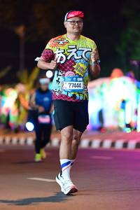 BIB: 210, 100, 77444
                            <button type="button" onclick="openModal(21612432)" class="btn btn-primary btn-sm float-right btn-popup" data-toggle="modal" data-target=".modal-high-quality">
                        <i class="fas fa-shopping-cart"></i> Add to Cart
                    </button>
                                            <button type="button" onclick="isThisMe(21612432, true)" class="btn btn-success btn-sm float-right btn-popup btn-isme hidden" data-toggle="tooltip" data-placement="bottom" title="นี่คือรูปของคุณใช่ไหม คลิกที่นี่เพื่อเอาเข้าอัลบั้ม">
                        <i class="fas fa-plus"></i> Add to album
                    </button>
                    <button type="button" onclick="isThisMe(21612432, false)" class="btn btn-warning btn-sm float-right btn-popup btn-isnotme hidden">
                        <i class="fas fa-ban"></i> Remove from album
                    </button>