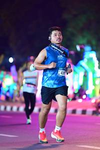 BIB: 430
                            <button type="button" onclick="openModal(21617986)" class="btn btn-primary btn-sm float-right btn-popup" data-toggle="modal" data-target=".modal-high-quality">
                        <i class="fas fa-shopping-cart"></i> Add to Cart
                    </button>
                                            <button type="button" onclick="isThisMe(21617986, true)" class="btn btn-success btn-sm float-right btn-popup btn-isme hidden" data-toggle="tooltip" data-placement="bottom" title="นี่คือรูปของคุณใช่ไหม คลิกที่นี่เพื่อเอาเข้าอัลบั้ม">
                        <i class="fas fa-plus"></i> Add to album
                    </button>
                    <button type="button" onclick="isThisMe(21617986, false)" class="btn btn-warning btn-sm float-right btn-popup btn-isnotme hidden">
                        <i class="fas fa-ban"></i> Remove from album
                    </button>