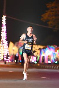 BIB: 20168
                            <button type="button" onclick="openModal(21209432)" class="btn btn-primary btn-sm float-right btn-popup" data-toggle="modal" data-target=".modal-high-quality">
                        <i class="fas fa-shopping-cart"></i> Add to Cart
                    </button>
                                            <button type="button" onclick="isThisMe(21209432, true)" class="btn btn-success btn-sm float-right btn-popup btn-isme hidden" data-toggle="tooltip" data-placement="bottom" title="นี่คือรูปของคุณใช่ไหม คลิกที่นี่เพื่อเอาเข้าอัลบั้ม">
                        <i class="fas fa-plus"></i> Add to album
                    </button>
                    <button type="button" onclick="isThisMe(21209432, false)" class="btn btn-warning btn-sm float-right btn-popup btn-isnotme hidden">
                        <i class="fas fa-ban"></i> Remove from album
                    </button>