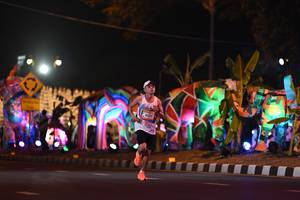 BIB: 85200
                            <button type="button" onclick="openModal(21183534)" class="btn btn-primary btn-sm float-right btn-popup" data-toggle="modal" data-target=".modal-high-quality">
                        <i class="fas fa-shopping-cart"></i> Add to Cart
                    </button>
                                            <button type="button" onclick="isThisMe(21183534, true)" class="btn btn-success btn-sm float-right btn-popup btn-isme hidden" data-toggle="tooltip" data-placement="bottom" title="นี่คือรูปของคุณใช่ไหม คลิกที่นี่เพื่อเอาเข้าอัลบั้ม">
                        <i class="fas fa-plus"></i> Add to album
                    </button>
                    <button type="button" onclick="isThisMe(21183534, false)" class="btn btn-warning btn-sm float-right btn-popup btn-isnotme hidden">
                        <i class="fas fa-ban"></i> Remove from album
                    </button>