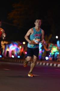BIB: 001, 2095
                            <button type="button" onclick="openModal(21226798)" class="btn btn-primary btn-sm float-right btn-popup" data-toggle="modal" data-target=".modal-high-quality">
                        <i class="fas fa-shopping-cart"></i> Add to Cart
                    </button>
                                            <button type="button" onclick="isThisMe(21226798, true)" class="btn btn-success btn-sm float-right btn-popup btn-isme hidden" data-toggle="tooltip" data-placement="bottom" title="นี่คือรูปของคุณใช่ไหม คลิกที่นี่เพื่อเอาเข้าอัลบั้ม">
                        <i class="fas fa-plus"></i> Add to album
                    </button>
                    <button type="button" onclick="isThisMe(21226798, false)" class="btn btn-warning btn-sm float-right btn-popup btn-isnotme hidden">
                        <i class="fas fa-ban"></i> Remove from album
                    </button>