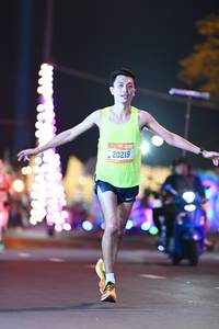 BIB: 20219
                            <button type="button" onclick="openModal(21198930)" class="btn btn-primary btn-sm float-right btn-popup" data-toggle="modal" data-target=".modal-high-quality">
                        <i class="fas fa-shopping-cart"></i> Add to Cart
                    </button>
                                            <button type="button" onclick="isThisMe(21198930, true)" class="btn btn-success btn-sm float-right btn-popup btn-isme hidden" data-toggle="tooltip" data-placement="bottom" title="นี่คือรูปของคุณใช่ไหม คลิกที่นี่เพื่อเอาเข้าอัลบั้ม">
                        <i class="fas fa-plus"></i> Add to album
                    </button>
                    <button type="button" onclick="isThisMe(21198930, false)" class="btn btn-warning btn-sm float-right btn-popup btn-isnotme hidden">
                        <i class="fas fa-ban"></i> Remove from album
                    </button>