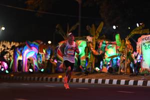 BIB: 89201
                            <button type="button" onclick="openModal(21183643)" class="btn btn-primary btn-sm float-right btn-popup" data-toggle="modal" data-target=".modal-high-quality">
                        <i class="fas fa-shopping-cart"></i> Add to Cart
                    </button>
                                            <button type="button" onclick="isThisMe(21183643, true)" class="btn btn-success btn-sm float-right btn-popup btn-isme hidden" data-toggle="tooltip" data-placement="bottom" title="นี่คือรูปของคุณใช่ไหม คลิกที่นี่เพื่อเอาเข้าอัลบั้ม">
                        <i class="fas fa-plus"></i> Add to album
                    </button>
                    <button type="button" onclick="isThisMe(21183643, false)" class="btn btn-warning btn-sm float-right btn-popup btn-isnotme hidden">
                        <i class="fas fa-ban"></i> Remove from album
                    </button>