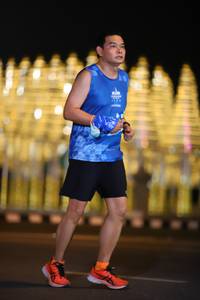 BIB: 300
                            <button type="button" onclick="openModal(20676906)" class="btn btn-primary btn-sm float-right btn-popup" data-toggle="modal" data-target=".modal-high-quality">
                        <i class="fas fa-shopping-cart"></i> Add to Cart
                    </button>
                                            <button type="button" onclick="isThisMe(20676906, true)" class="btn btn-success btn-sm float-right btn-popup btn-isme hidden" data-toggle="tooltip" data-placement="bottom" title="นี่คือรูปของคุณใช่ไหม คลิกที่นี่เพื่อเอาเข้าอัลบั้ม">
                        <i class="fas fa-plus"></i> Add to album
                    </button>
                    <button type="button" onclick="isThisMe(20676906, false)" class="btn btn-warning btn-sm float-right btn-popup btn-isnotme hidden">
                        <i class="fas fa-ban"></i> Remove from album
                    </button>