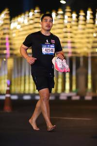 BIB: 42546
                            <button type="button" onclick="openModal(20662904)" class="btn btn-primary btn-sm float-right btn-popup" data-toggle="modal" data-target=".modal-high-quality">
                        <i class="fas fa-shopping-cart"></i> Add to Cart
                    </button>
                                            <button type="button" onclick="isThisMe(20662904, true)" class="btn btn-success btn-sm float-right btn-popup btn-isme hidden" data-toggle="tooltip" data-placement="bottom" title="นี่คือรูปของคุณใช่ไหม คลิกที่นี่เพื่อเอาเข้าอัลบั้ม">
                        <i class="fas fa-plus"></i> Add to album
                    </button>
                    <button type="button" onclick="isThisMe(20662904, false)" class="btn btn-warning btn-sm float-right btn-popup btn-isnotme hidden">
                        <i class="fas fa-ban"></i> Remove from album
                    </button>