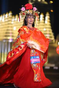 BIB: 68423
                            <button type="button" onclick="openModal(20647190)" class="btn btn-primary btn-sm float-right btn-popup" data-toggle="modal" data-target=".modal-high-quality">
                        <i class="fas fa-shopping-cart"></i> Add to Cart
                    </button>
                                            <button type="button" onclick="isThisMe(20647190, true)" class="btn btn-success btn-sm float-right btn-popup btn-isme hidden" data-toggle="tooltip" data-placement="bottom" title="นี่คือรูปของคุณใช่ไหม คลิกที่นี่เพื่อเอาเข้าอัลบั้ม">
                        <i class="fas fa-plus"></i> Add to album
                    </button>
                    <button type="button" onclick="isThisMe(20647190, false)" class="btn btn-warning btn-sm float-right btn-popup btn-isnotme hidden">
                        <i class="fas fa-ban"></i> Remove from album
                    </button>