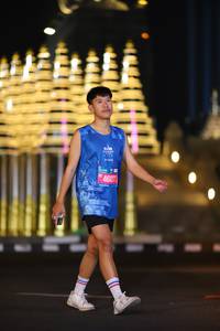 BIB: 123, 4607
                            <button type="button" onclick="openModal(20669071)" class="btn btn-primary btn-sm float-right btn-popup" data-toggle="modal" data-target=".modal-high-quality">
                        <i class="fas fa-shopping-cart"></i> Add to Cart
                    </button>
                                            <button type="button" onclick="isThisMe(20669071, true)" class="btn btn-success btn-sm float-right btn-popup btn-isme hidden" data-toggle="tooltip" data-placement="bottom" title="นี่คือรูปของคุณใช่ไหม คลิกที่นี่เพื่อเอาเข้าอัลบั้ม">
                        <i class="fas fa-plus"></i> Add to album
                    </button>
                    <button type="button" onclick="isThisMe(20669071, false)" class="btn btn-warning btn-sm float-right btn-popup btn-isnotme hidden">
                        <i class="fas fa-ban"></i> Remove from album
                    </button>