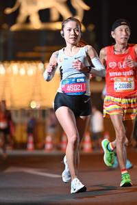 BIB: 45021, 20188
                            <button type="button" onclick="openModal(20007966)" class="btn btn-primary btn-sm float-right btn-popup" data-toggle="modal" data-target=".modal-high-quality">
                        <i class="fas fa-shopping-cart"></i> Add to Cart
                    </button>
                                            <button type="button" onclick="isThisMe(20007966, true)" class="btn btn-success btn-sm float-right btn-popup btn-isme hidden" data-toggle="tooltip" data-placement="bottom" title="นี่คือรูปของคุณใช่ไหม คลิกที่นี่เพื่อเอาเข้าอัลบั้ม">
                        <i class="fas fa-plus"></i> Add to album
                    </button>
                    <button type="button" onclick="isThisMe(20007966, false)" class="btn btn-warning btn-sm float-right btn-popup btn-isnotme hidden">
                        <i class="fas fa-ban"></i> Remove from album
                    </button>