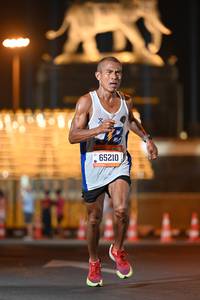 BIB: 069, 65210
                            <button type="button" onclick="openModal(19990252)" class="btn btn-primary btn-sm float-right btn-popup" data-toggle="modal" data-target=".modal-high-quality">
                        <i class="fas fa-shopping-cart"></i> Add to Cart
                    </button>
                                            <button type="button" onclick="isThisMe(19990252, true)" class="btn btn-success btn-sm float-right btn-popup btn-isme hidden" data-toggle="tooltip" data-placement="bottom" title="นี่คือรูปของคุณใช่ไหม คลิกที่นี่เพื่อเอาเข้าอัลบั้ม">
                        <i class="fas fa-plus"></i> Add to album
                    </button>
                    <button type="button" onclick="isThisMe(19990252, false)" class="btn btn-warning btn-sm float-right btn-popup btn-isnotme hidden">
                        <i class="fas fa-ban"></i> Remove from album
                    </button>