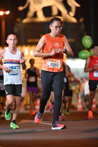 BIB: 40222, 21062
                            <button type="button" onclick="openModal(20145153)" class="btn btn-primary btn-sm float-right btn-popup" data-toggle="modal" data-target=".modal-high-quality">
                        <i class="fas fa-shopping-cart"></i> Add to Cart
                    </button>
                                            <button type="button" onclick="isThisMe(20145153, true)" class="btn btn-success btn-sm float-right btn-popup btn-isme hidden" data-toggle="tooltip" data-placement="bottom" title="นี่คือรูปของคุณใช่ไหม คลิกที่นี่เพื่อเอาเข้าอัลบั้ม">
                        <i class="fas fa-plus"></i> Add to album
                    </button>
                    <button type="button" onclick="isThisMe(20145153, false)" class="btn btn-warning btn-sm float-right btn-popup btn-isnotme hidden">
                        <i class="fas fa-ban"></i> Remove from album
                    </button>