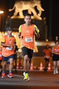 BIB: 23823, 21019
                            <button type="button" onclick="openModal(20319180)" class="btn btn-primary btn-sm float-right btn-popup" data-toggle="modal" data-target=".modal-high-quality">
                        <i class="fas fa-shopping-cart"></i> Add to Cart
                    </button>
                                            <button type="button" onclick="isThisMe(20319180, true)" class="btn btn-success btn-sm float-right btn-popup btn-isme hidden" data-toggle="tooltip" data-placement="bottom" title="นี่คือรูปของคุณใช่ไหม คลิกที่นี่เพื่อเอาเข้าอัลบั้ม">
                        <i class="fas fa-plus"></i> Add to album
                    </button>
                    <button type="button" onclick="isThisMe(20319180, false)" class="btn btn-warning btn-sm float-right btn-popup btn-isnotme hidden">
                        <i class="fas fa-ban"></i> Remove from album
                    </button>