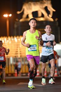 BIB: 40799, 87404
                            <button type="button" onclick="openModal(20145792)" class="btn btn-primary btn-sm float-right btn-popup" data-toggle="modal" data-target=".modal-high-quality">
                        <i class="fas fa-shopping-cart"></i> Add to Cart
                    </button>
                                            <button type="button" onclick="isThisMe(20145792, true)" class="btn btn-success btn-sm float-right btn-popup btn-isme hidden" data-toggle="tooltip" data-placement="bottom" title="นี่คือรูปของคุณใช่ไหม คลิกที่นี่เพื่อเอาเข้าอัลบั้ม">
                        <i class="fas fa-plus"></i> Add to album
                    </button>
                    <button type="button" onclick="isThisMe(20145792, false)" class="btn btn-warning btn-sm float-right btn-popup btn-isnotme hidden">
                        <i class="fas fa-ban"></i> Remove from album
                    </button>