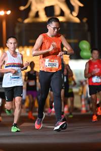 BIB: 40222, 6243, 21062
                            <button type="button" onclick="openModal(20144681)" class="btn btn-primary btn-sm float-right btn-popup" data-toggle="modal" data-target=".modal-high-quality">
                        <i class="fas fa-shopping-cart"></i> Add to Cart
                    </button>
                                            <button type="button" onclick="isThisMe(20144681, true)" class="btn btn-success btn-sm float-right btn-popup btn-isme hidden" data-toggle="tooltip" data-placement="bottom" title="นี่คือรูปของคุณใช่ไหม คลิกที่นี่เพื่อเอาเข้าอัลบั้ม">
                        <i class="fas fa-plus"></i> Add to album
                    </button>
                    <button type="button" onclick="isThisMe(20144681, false)" class="btn btn-warning btn-sm float-right btn-popup btn-isnotme hidden">
                        <i class="fas fa-ban"></i> Remove from album
                    </button>