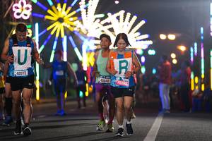 BIB: 42672, 40940, 15889
                            <button type="button" onclick="openModal(21562652)" class="btn btn-primary btn-sm float-right btn-popup" data-toggle="modal" data-target=".modal-high-quality">
                        <i class="fas fa-shopping-cart"></i> Add to Cart
                    </button>
                                            <button type="button" onclick="isThisMe(21562652, true)" class="btn btn-success btn-sm float-right btn-popup btn-isme hidden" data-toggle="tooltip" data-placement="bottom" title="นี่คือรูปของคุณใช่ไหม คลิกที่นี่เพื่อเอาเข้าอัลบั้ม">
                        <i class="fas fa-plus"></i> Add to album
                    </button>
                    <button type="button" onclick="isThisMe(21562652, false)" class="btn btn-warning btn-sm float-right btn-popup btn-isnotme hidden">
                        <i class="fas fa-ban"></i> Remove from album
                    </button>