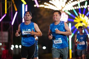 BIB: 40129, 42483
                            <button type="button" onclick="openModal(21430956)" class="btn btn-primary btn-sm float-right btn-popup" data-toggle="modal" data-target=".modal-high-quality">
                        <i class="fas fa-shopping-cart"></i> Add to Cart
                    </button>
                                            <button type="button" onclick="isThisMe(21430956, true)" class="btn btn-success btn-sm float-right btn-popup btn-isme hidden" data-toggle="tooltip" data-placement="bottom" title="นี่คือรูปของคุณใช่ไหม คลิกที่นี่เพื่อเอาเข้าอัลบั้ม">
                        <i class="fas fa-plus"></i> Add to album
                    </button>
                    <button type="button" onclick="isThisMe(21430956, false)" class="btn btn-warning btn-sm float-right btn-popup btn-isnotme hidden">
                        <i class="fas fa-ban"></i> Remove from album
                    </button>