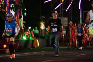 BIB: 45747, 41769
                            <button type="button" onclick="openModal(21561682)" class="btn btn-primary btn-sm float-right btn-popup" data-toggle="modal" data-target=".modal-high-quality">
                        <i class="fas fa-shopping-cart"></i> Add to Cart
                    </button>
                                            <button type="button" onclick="isThisMe(21561682, true)" class="btn btn-success btn-sm float-right btn-popup btn-isme hidden" data-toggle="tooltip" data-placement="bottom" title="นี่คือรูปของคุณใช่ไหม คลิกที่นี่เพื่อเอาเข้าอัลบั้ม">
                        <i class="fas fa-plus"></i> Add to album
                    </button>
                    <button type="button" onclick="isThisMe(21561682, false)" class="btn btn-warning btn-sm float-right btn-popup btn-isnotme hidden">
                        <i class="fas fa-ban"></i> Remove from album
                    </button>